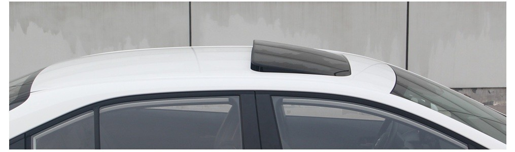 The sunroof of the new Corolla