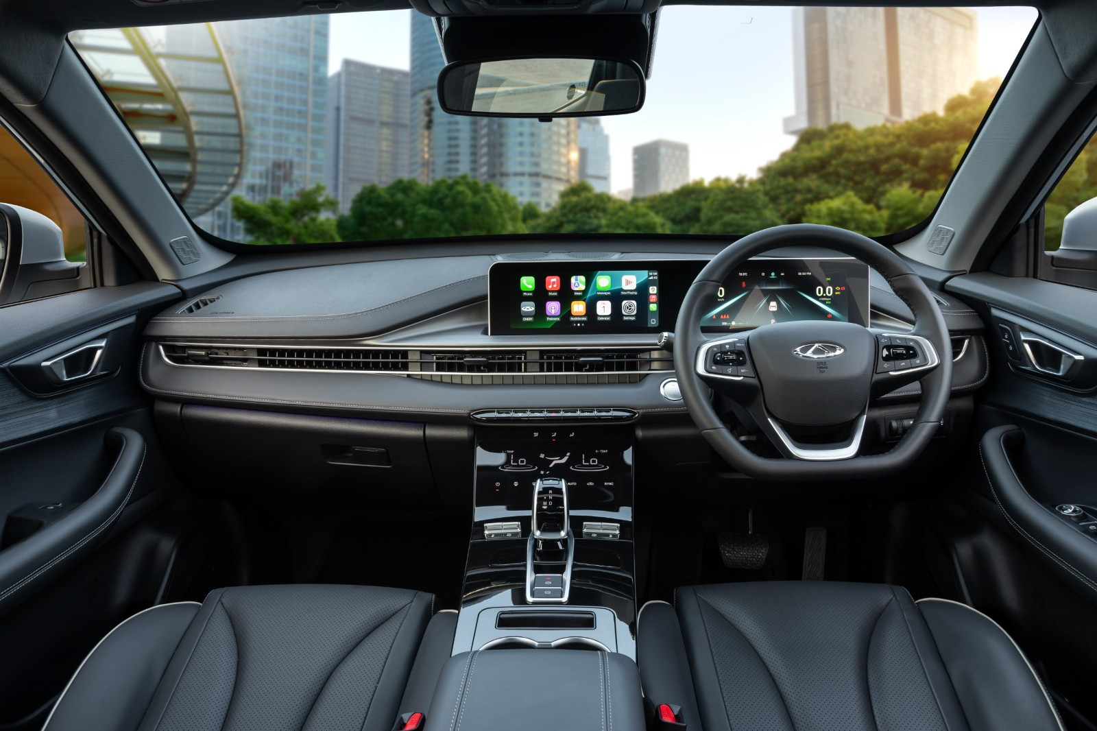 Chery Tiggo Cross interior view