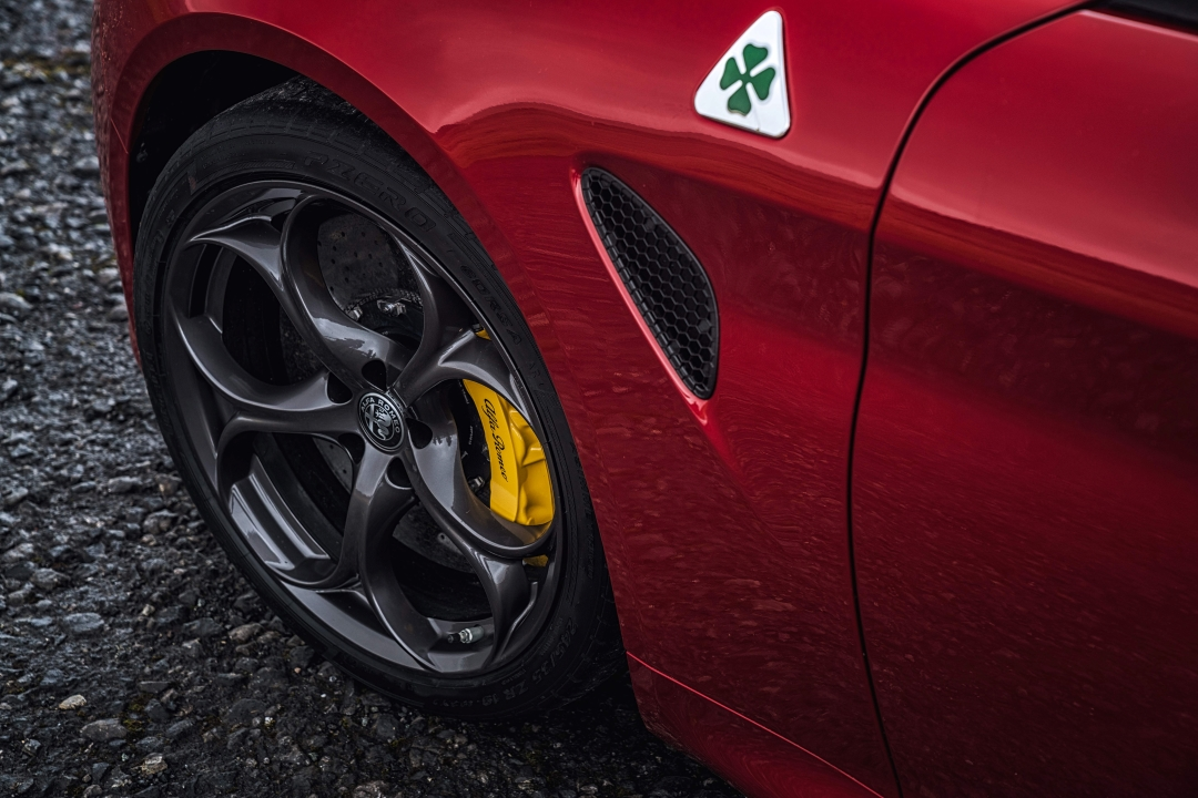 Alfa Romeo Giuliaรายละเอียดภาพระยะใกล้