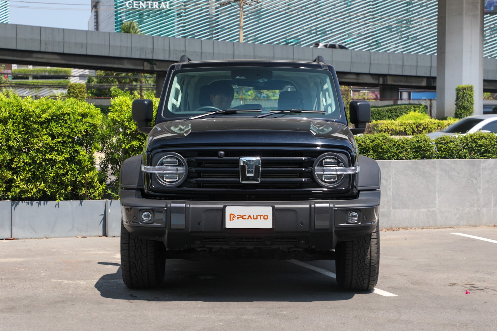 ูปภาพภายนอกร TANK 300