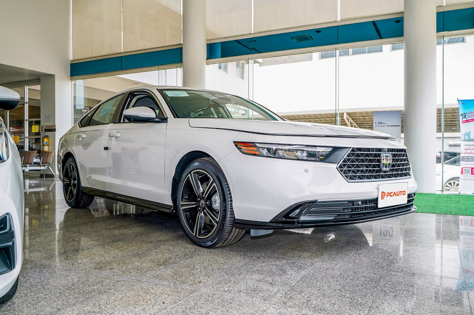 รูปภาพภายนอกของ Honda Accord