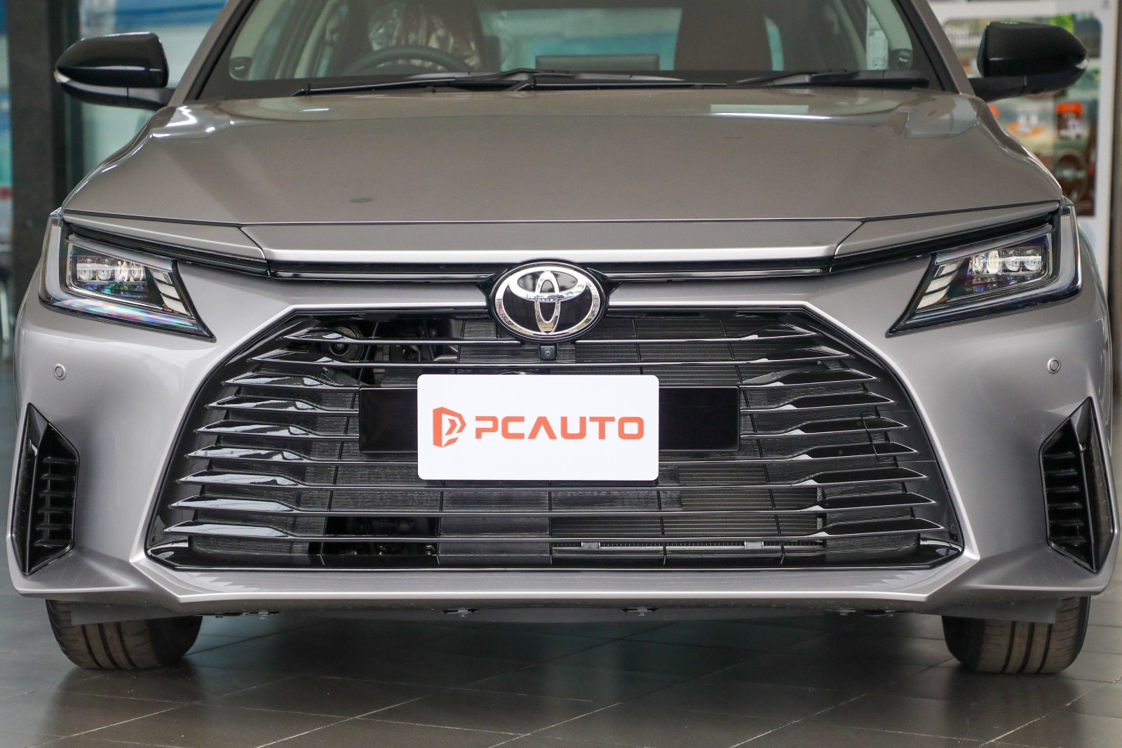 รูปภาพภายนอกของ Toyota Yaris Ativ