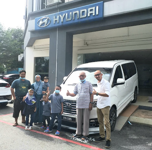 Mohd Johari-Hyundai