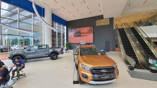 Ford Ara Damansara, Sime Darby Auto Connexion Sdn Bhd - Sales Showroom.