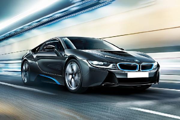 BMW i8 ภายนอก