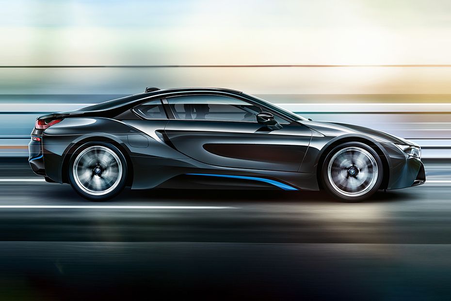 ลักษณะภายนอกของรถ BMW i8