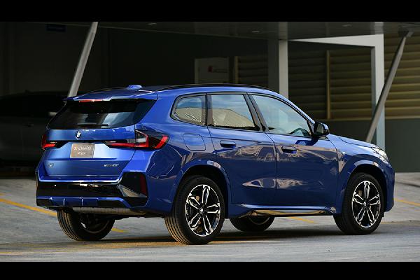 BMW X1 ภายนอก