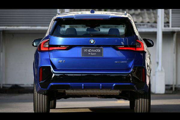 BMW X1 ภายนอก