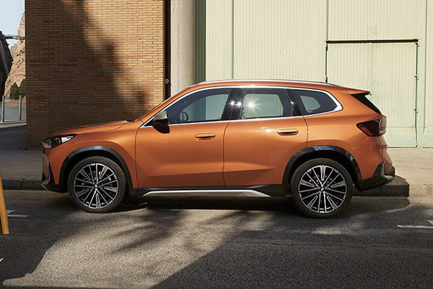 รูป BMW X1 xDrive30e M Sport (Plug-in Hybrid) 2023