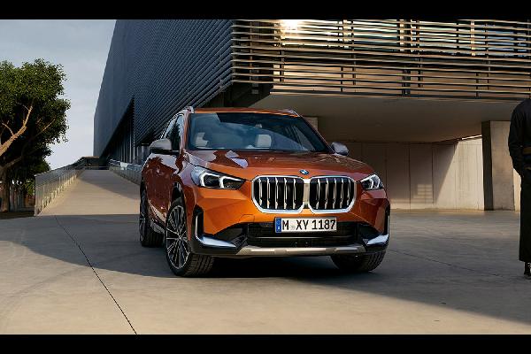 BMW X1 ภายนอก