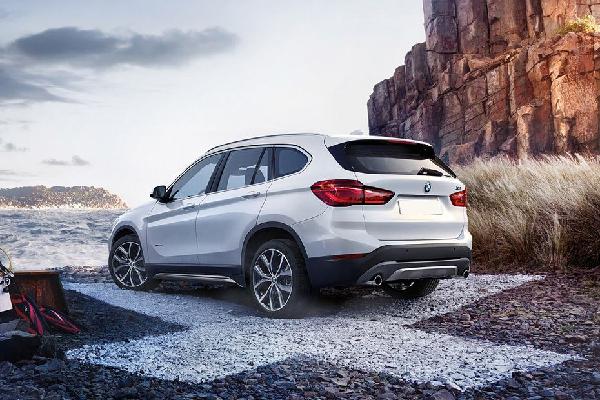 BMW X1 ภายนอก