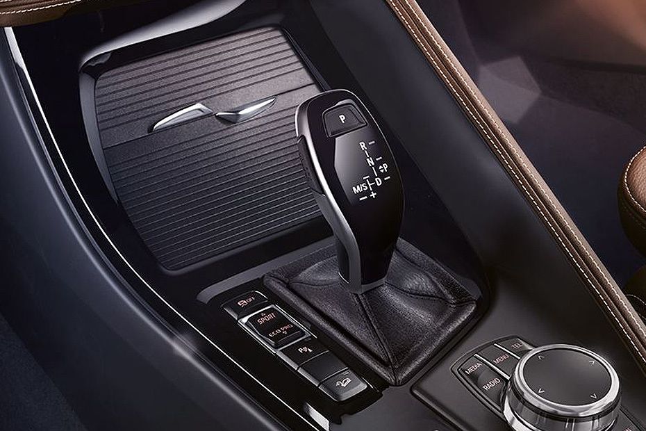 รูป 2021 BMW X1 2.0 sDrive20d M Sport