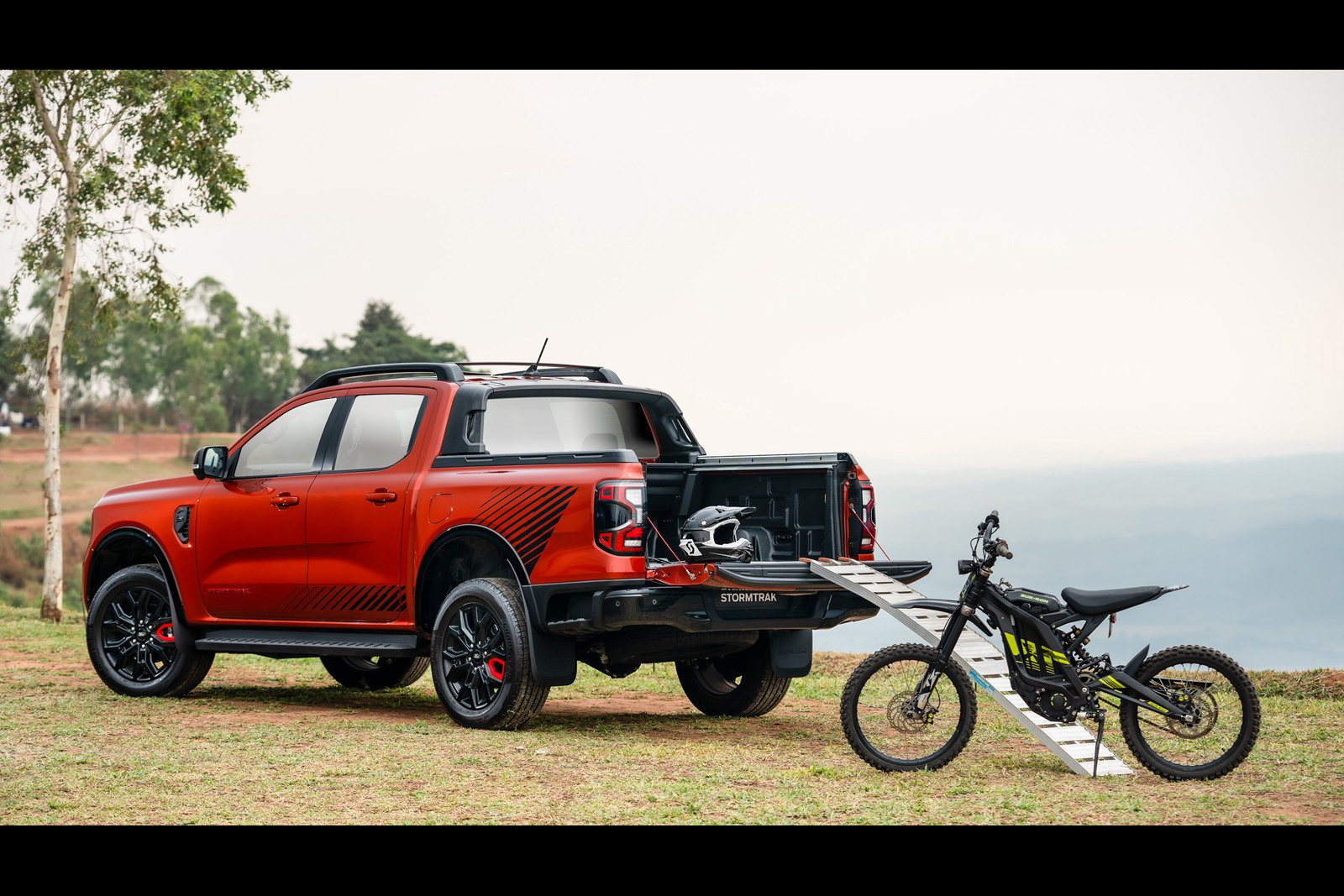 ลักษณะภายนอกของรถ Ford Ranger