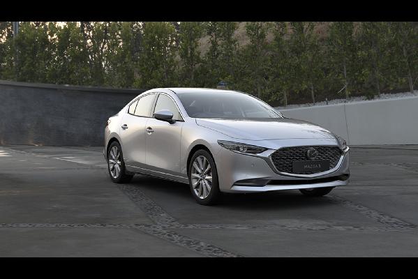 Mazda 3 ภายนอก