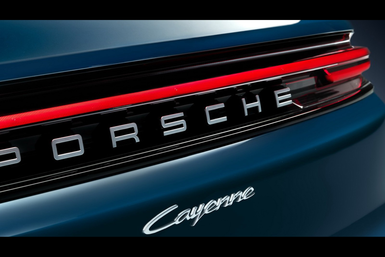 ท้ายรถ Porsche Cayenne