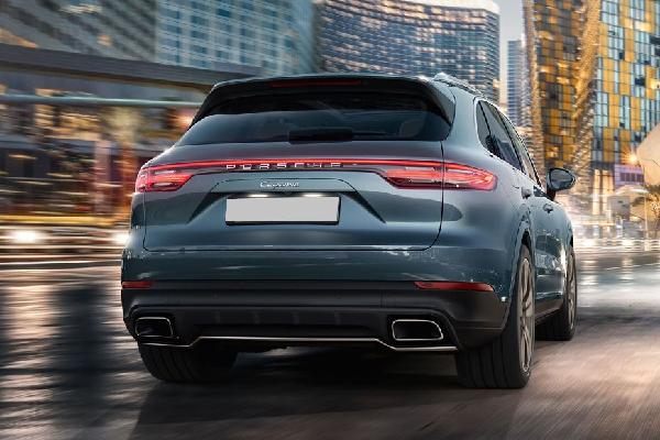 Porsche Cayenne ภายนอก