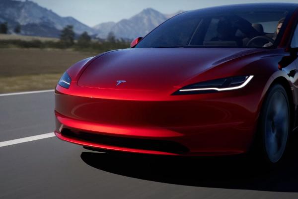 Tesla Model 3 ภายนอก