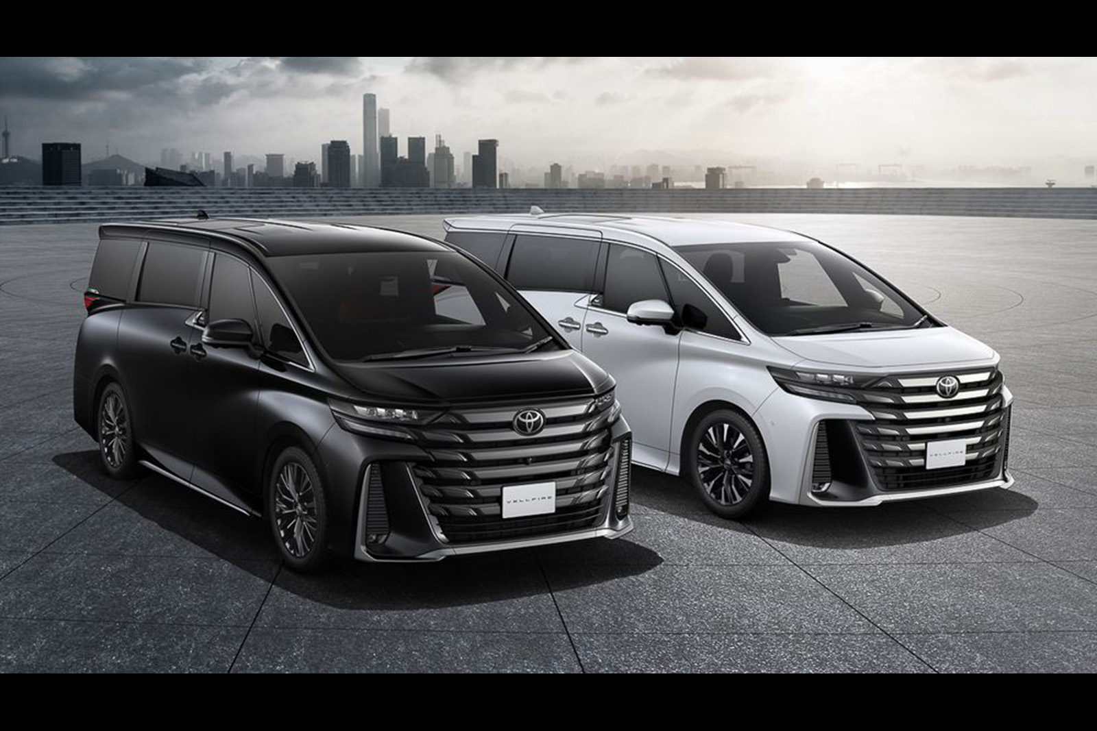 รูป Toyota Alphard 2023