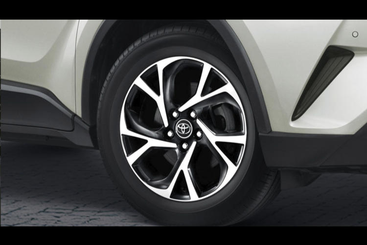 รีวิว Toyota C-HR