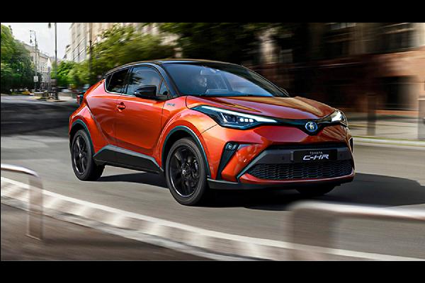 Toyota C-HR ภายนอก