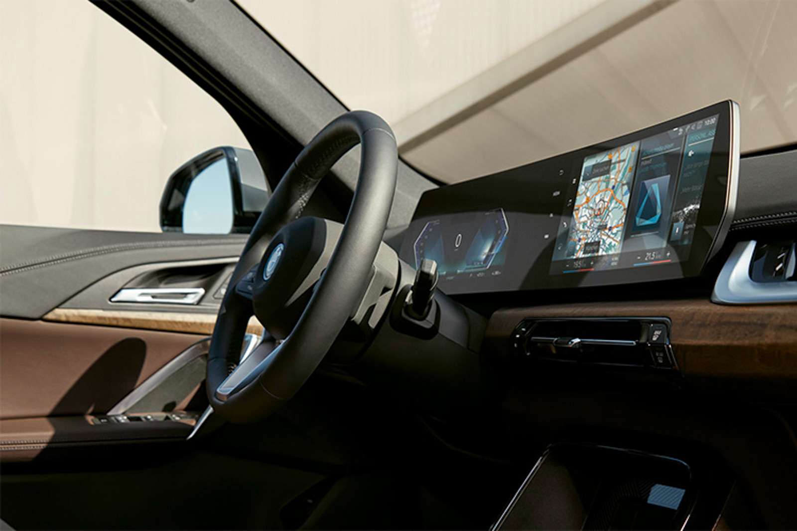 2024 BMW iX1 xDrive30 M Sport photo