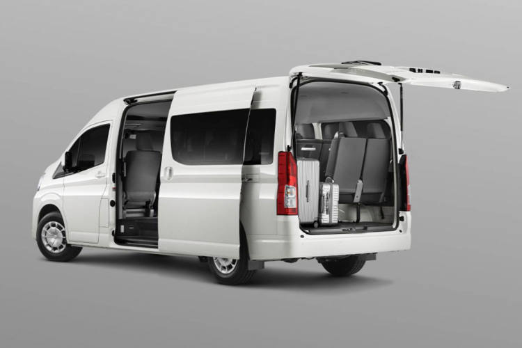 Toyota HIACE SLWB Review