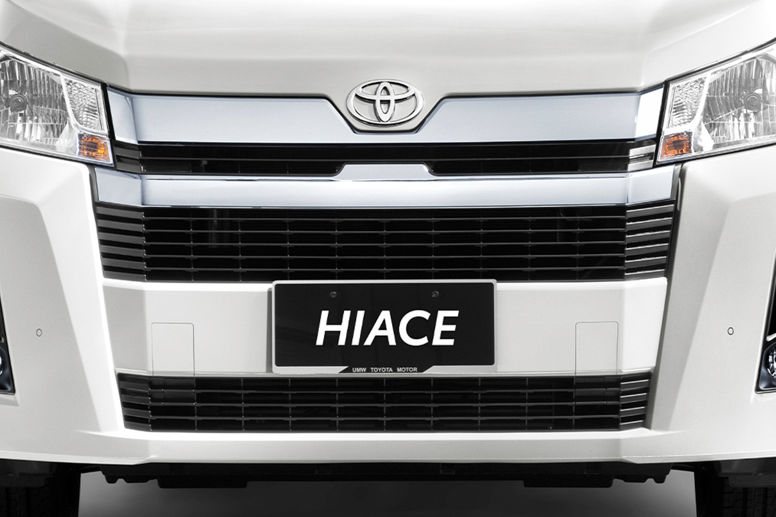 2024 Toyota HIACE SLWB  photo