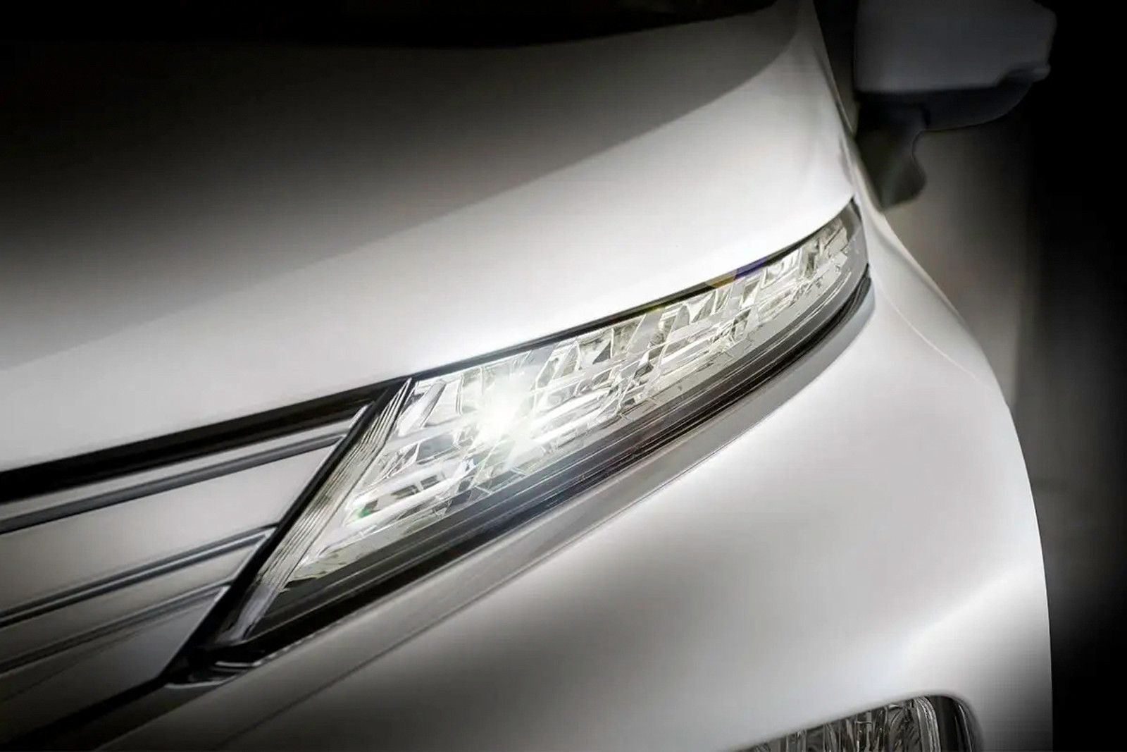 2023Mitsubishi Xpander photo