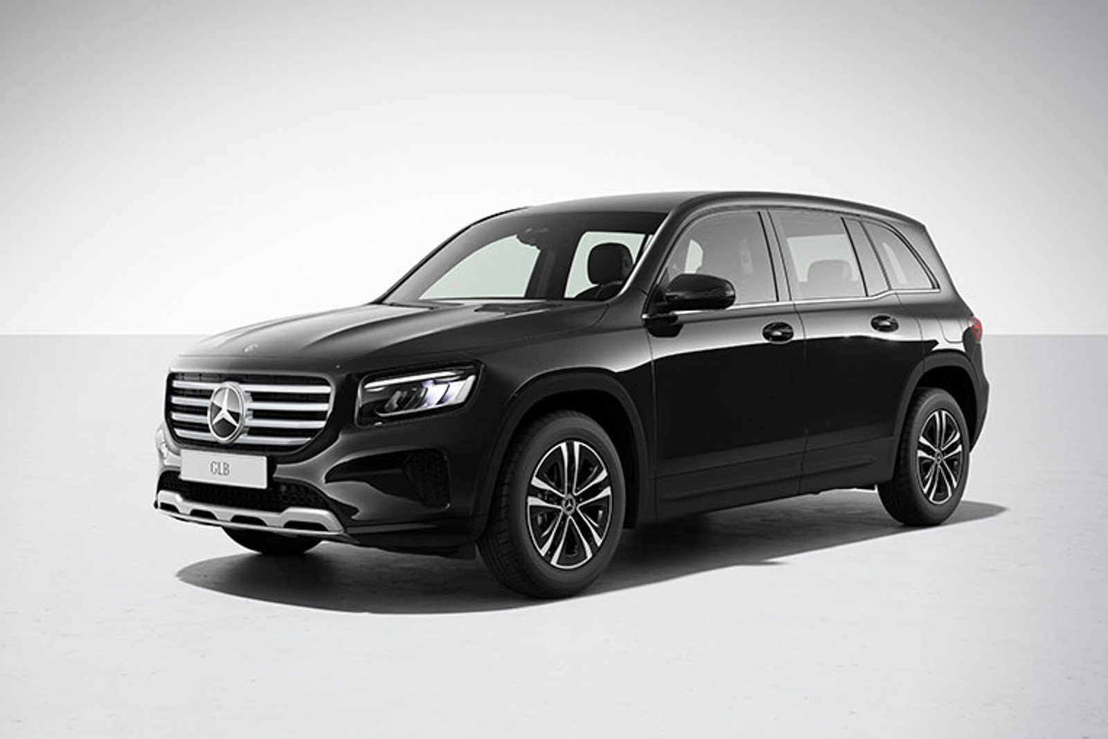 2024 Mercedes-Benz GLB 250 4Matic AMG Line photo