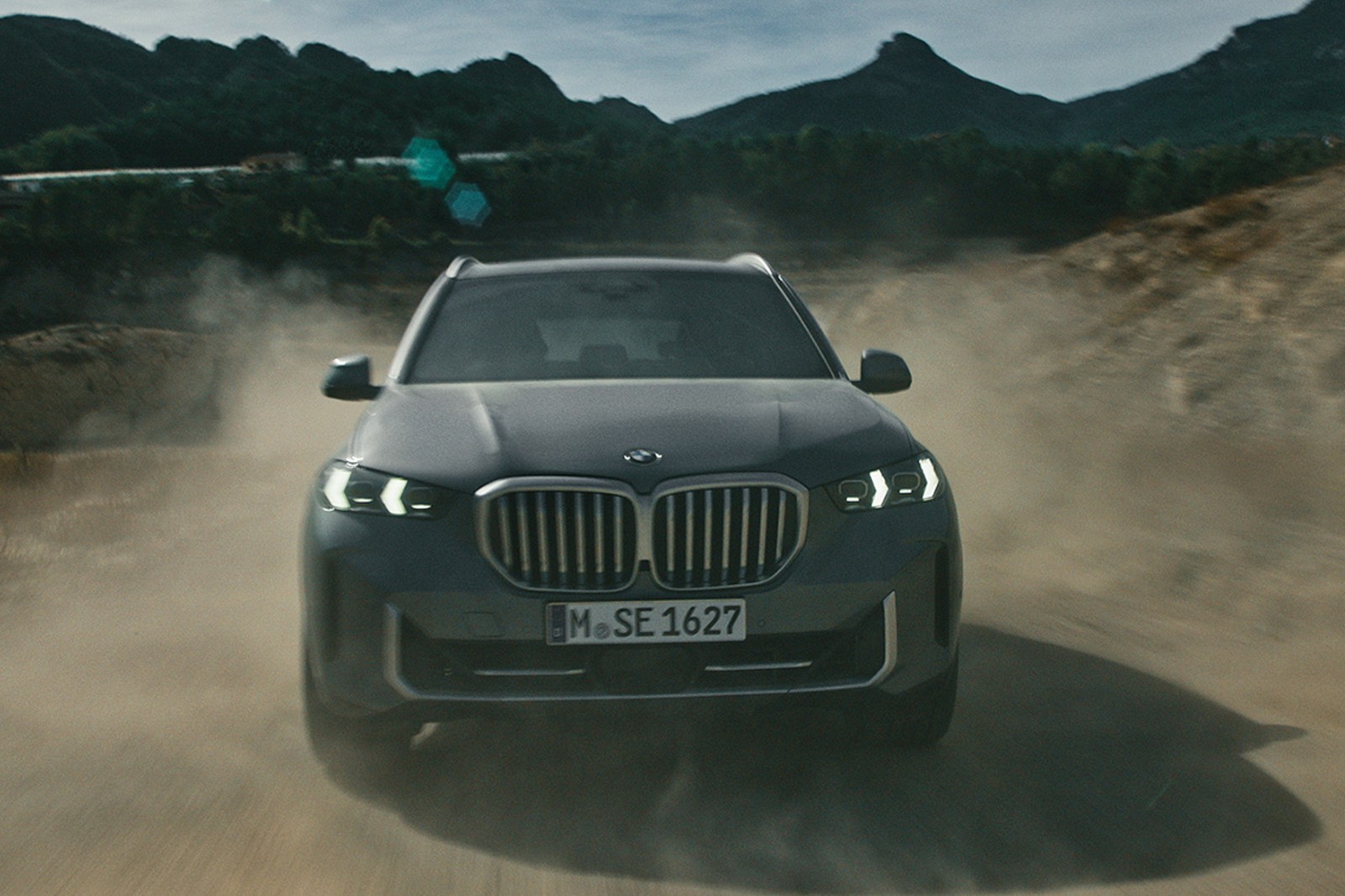 2024 BMW X5 xDrive50e M Sport photo