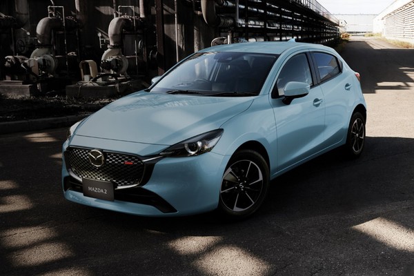 Mazda 2 Hatchback Official