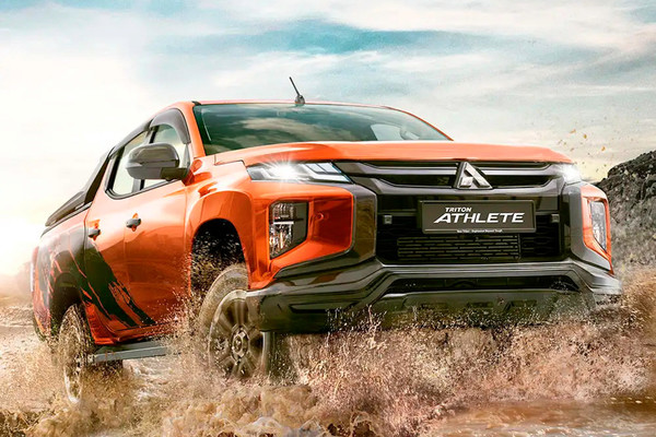 Mitsubishi Triton Official