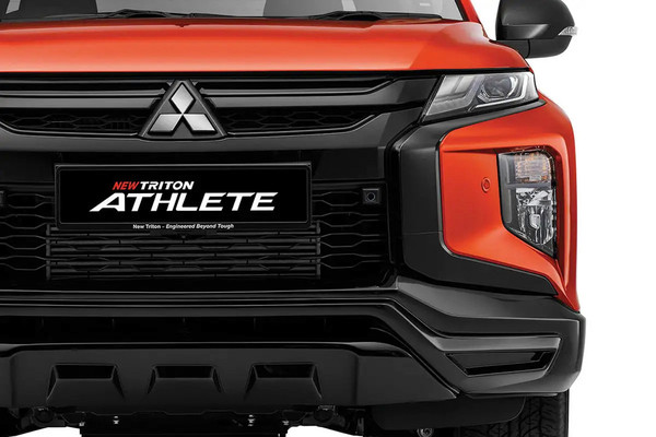 Mitsubishi Triton Official