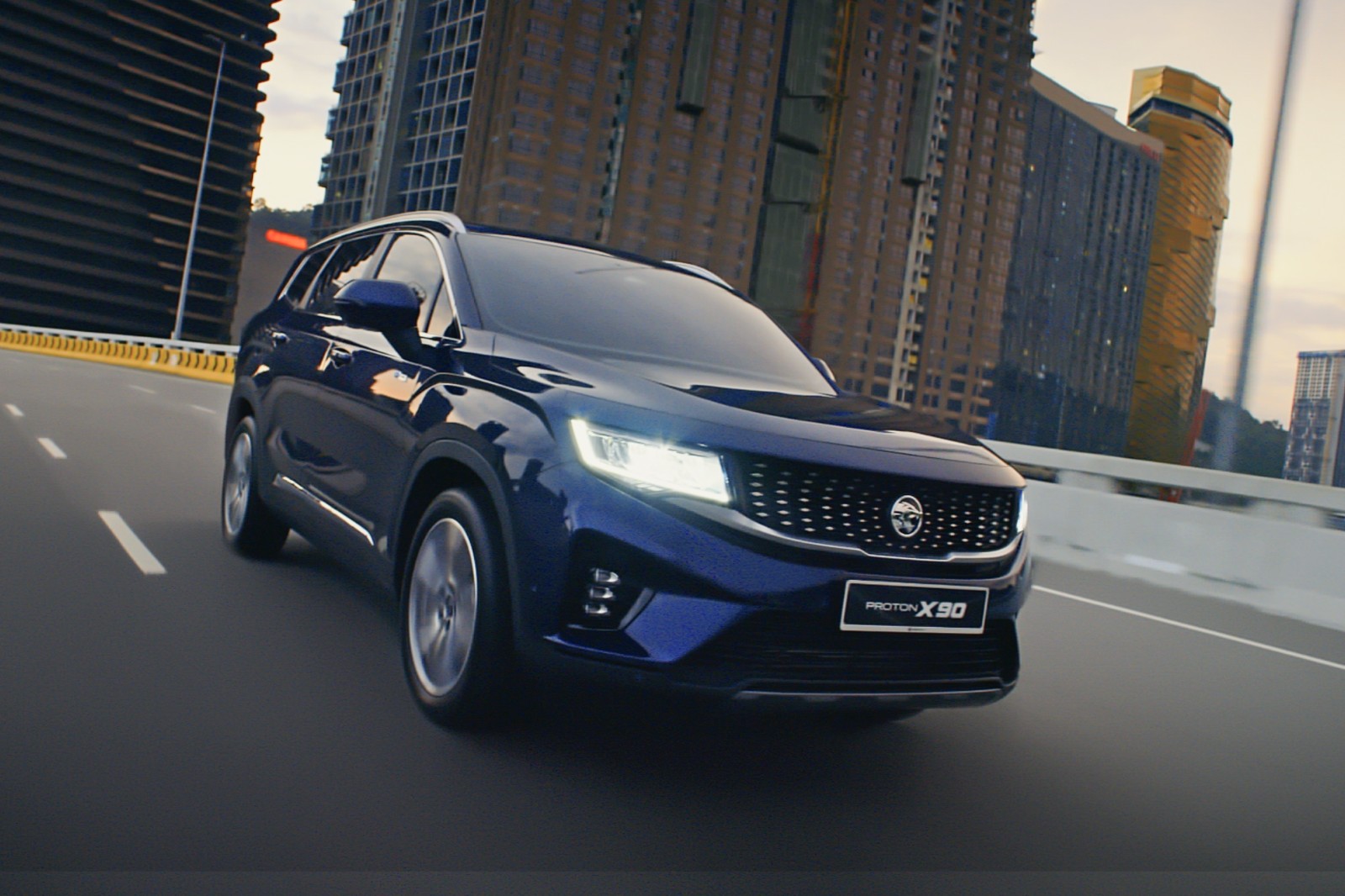 Proton X90 1.5TGDI BSG Executive 2023 photo