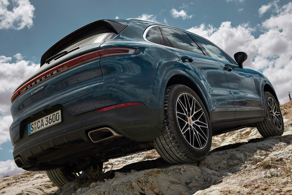 Porsche Cayenne Official