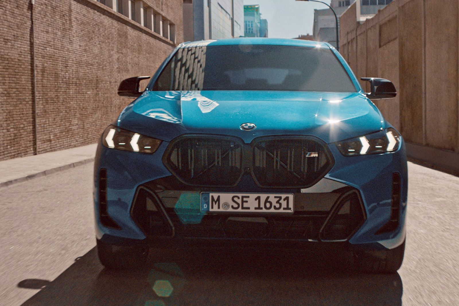 2023 BMW X6 xDrive40i M Sport photo
