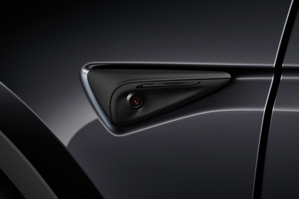 Tesla Model Y 2024 photo