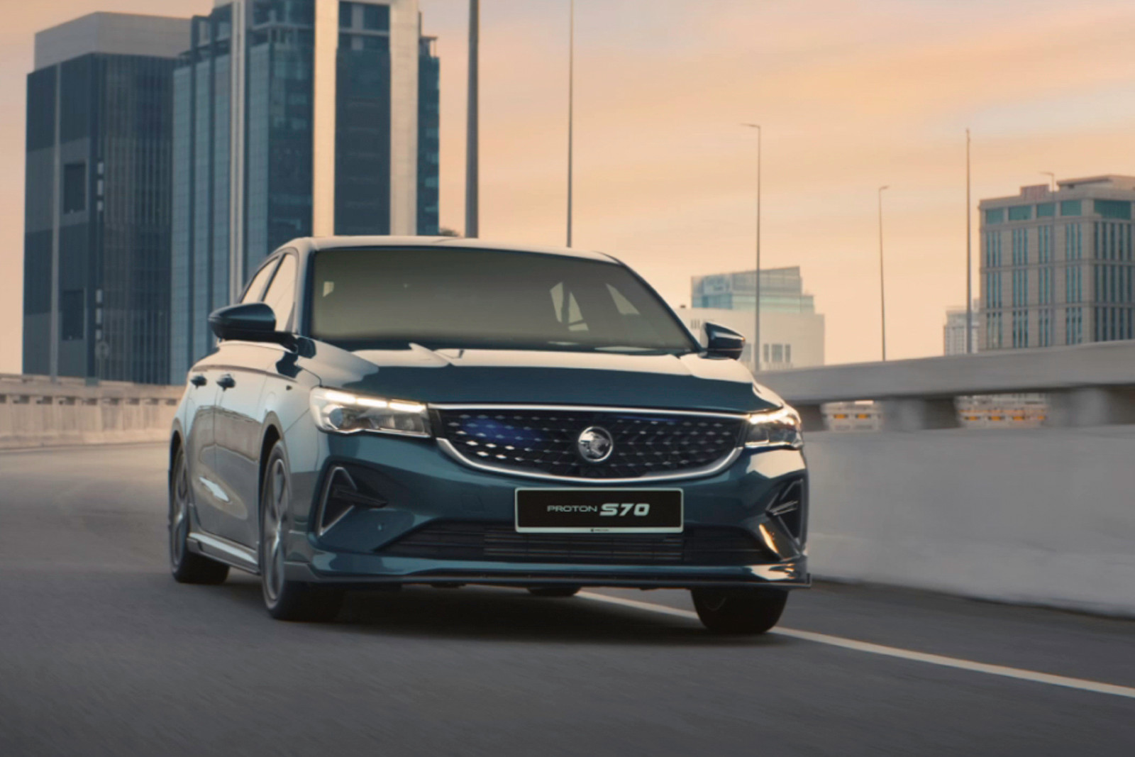 2024 Proton S70 1.5T  Flagship X photo