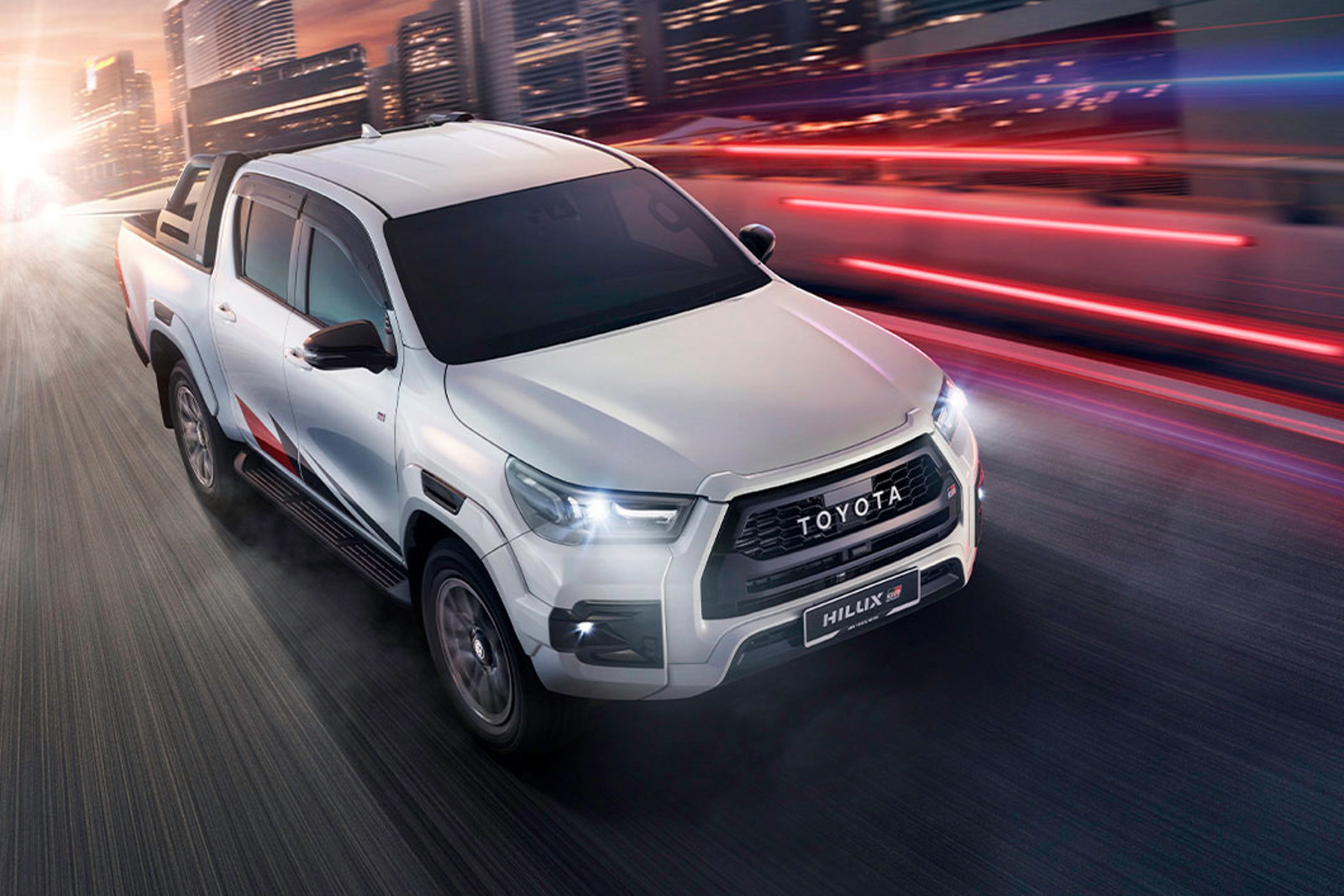2023 Toyota Hilux Double Cab 2.4E AT 4WD photo