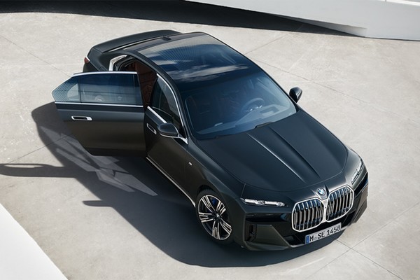 BMW 7 Series Official