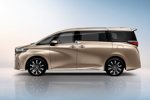 Toyota Alphard Official