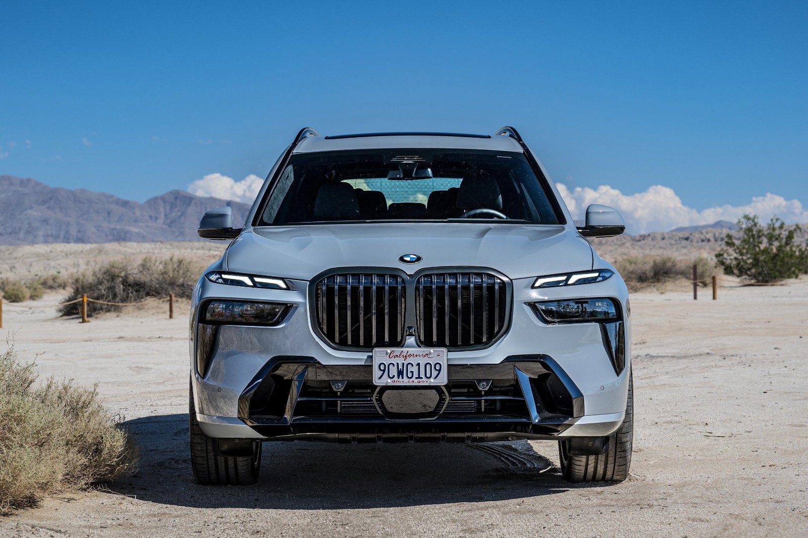 2023 BMW X7 xDrive40i M Sport photo