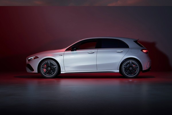 Mercedes-Benz AMG A-Class Official