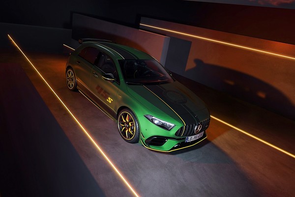 Mercedes-Benz AMG A-Class Official