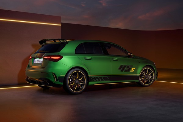 Mercedes-Benz AMG A-Class Official