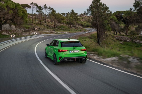 Audi RS3 Official