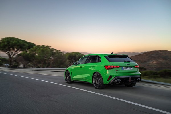 Audi RS3 Official