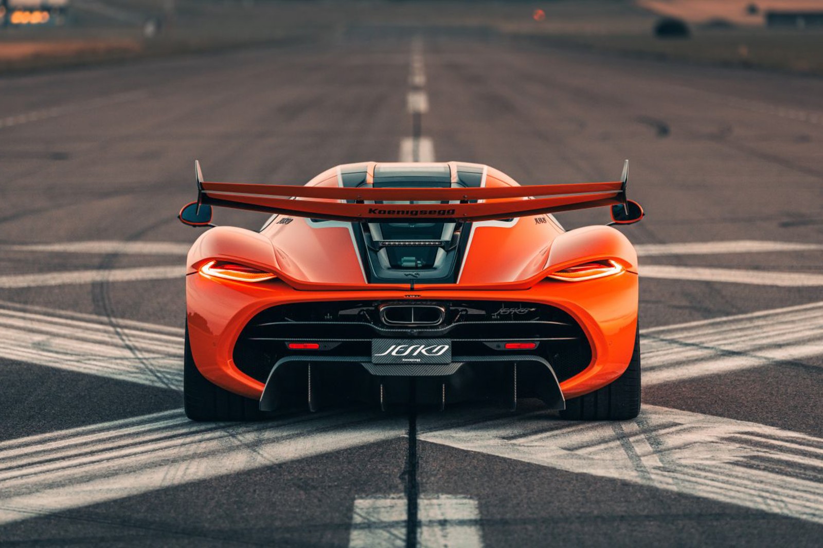 2023 Koenigsegg Jesko Attack 5.0L V8 photo