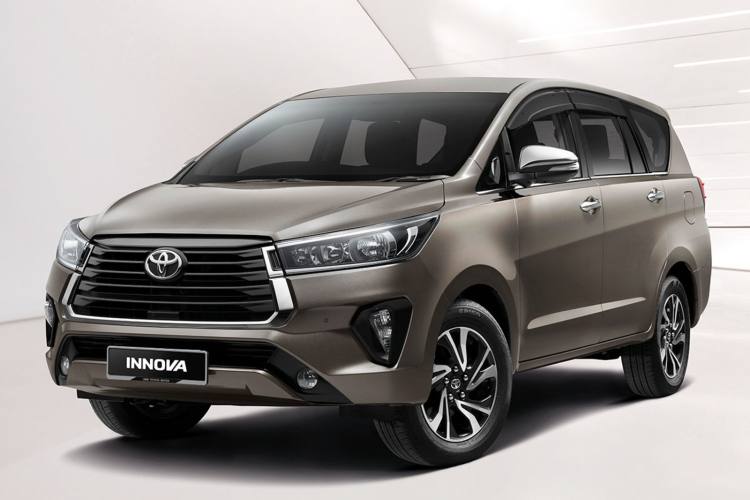Toyota Innova Review