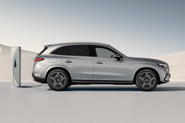 Mercedes-Benz GLC Official